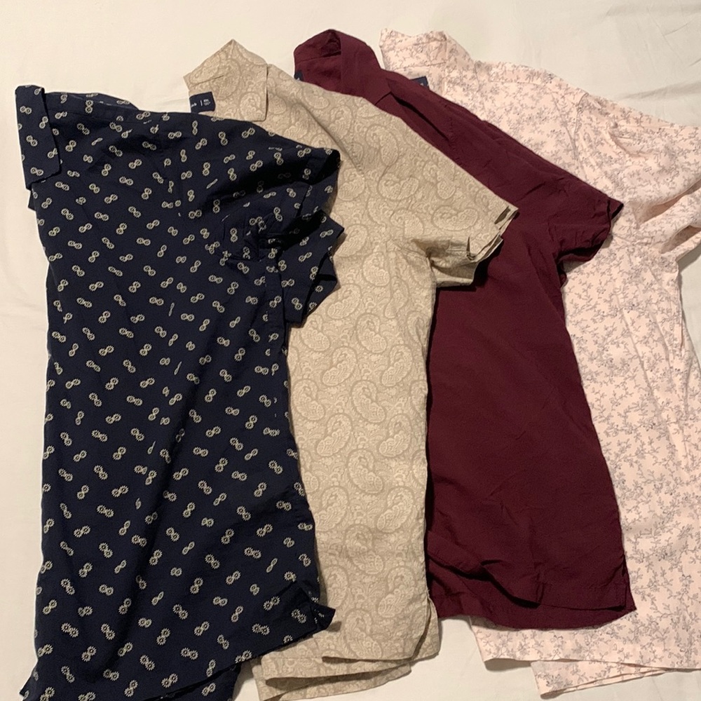 Four Abercrombie & Fitch Camp / Resort Collar Short Sleeve Button Up Shirts